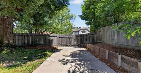 1582 Misty Wood Dr, Roseville, CA 95747 Photo