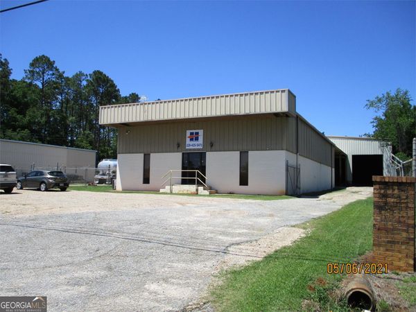 2727 Phillips Drive, Albany, GA 31721