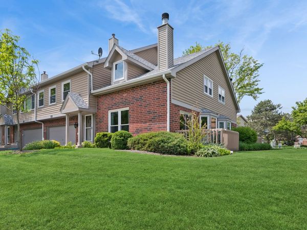 Unit 24-3, Darien, IL 60561