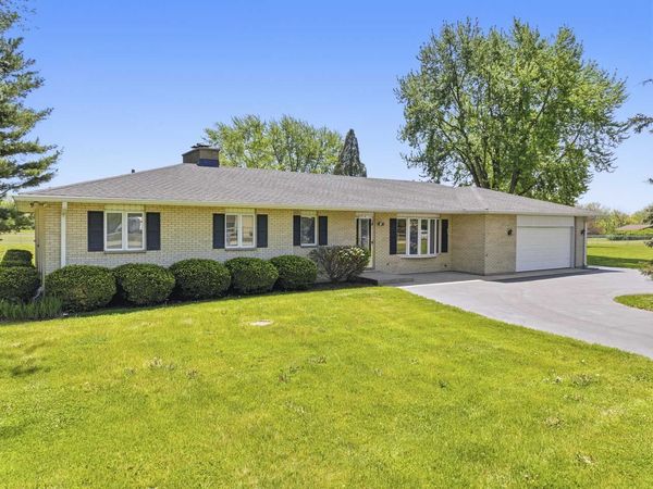 1417 Lee Lane , Spring Grove, IL 60081