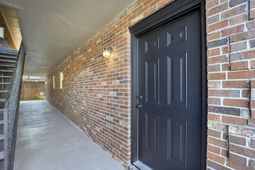 415 Parkdale Drive photo 4
