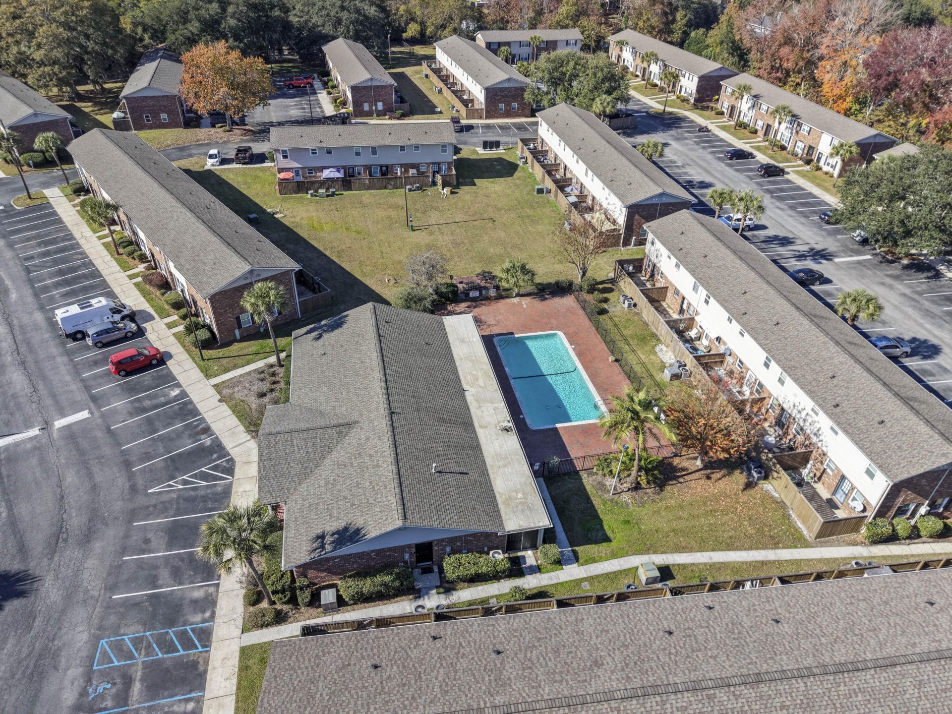 415 Parkdale Drive Photo 46