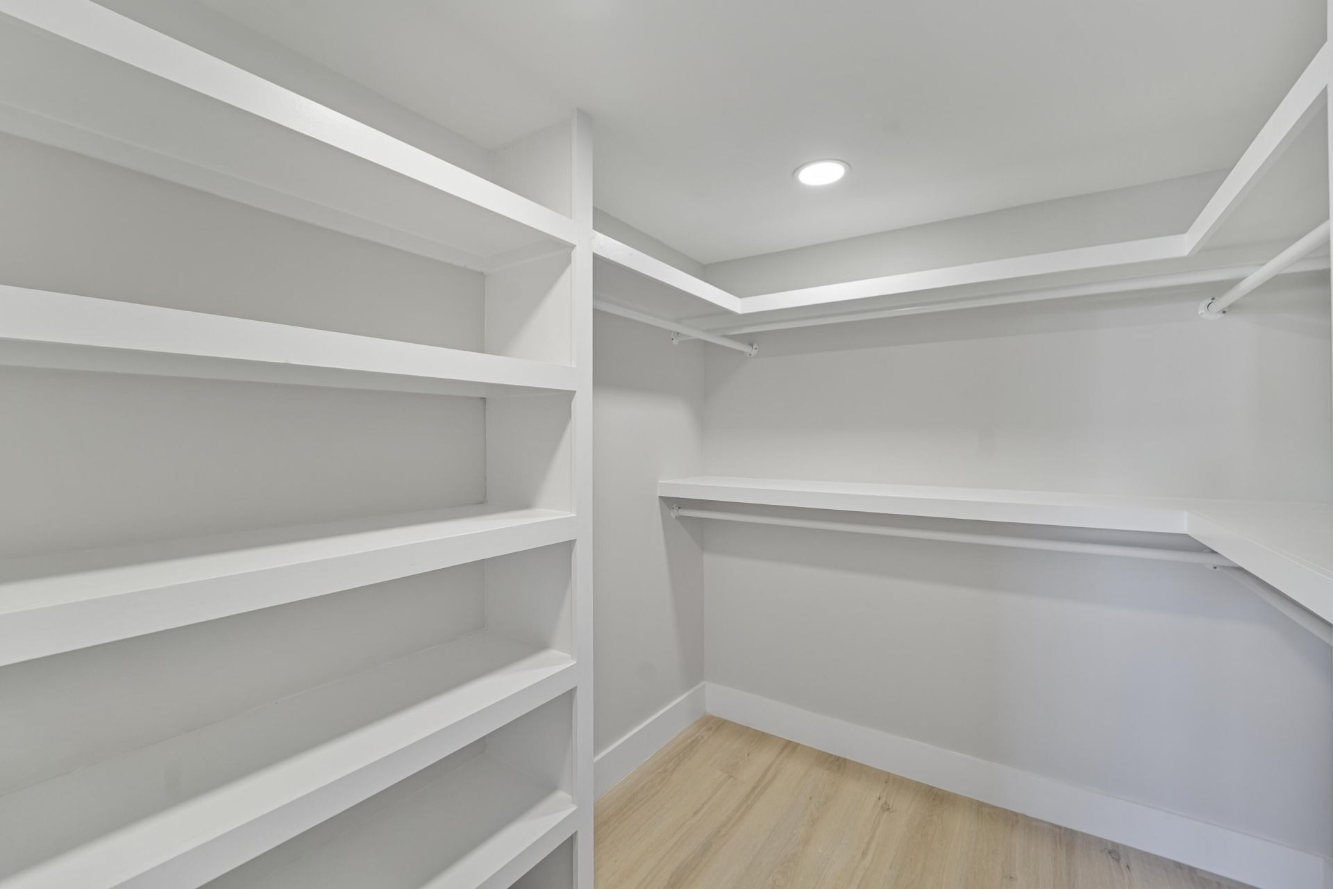 415 Parkdale Drive Photo 55