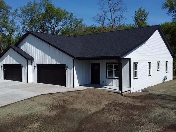 705 Mayapple Drive, Janesville, WI 53545