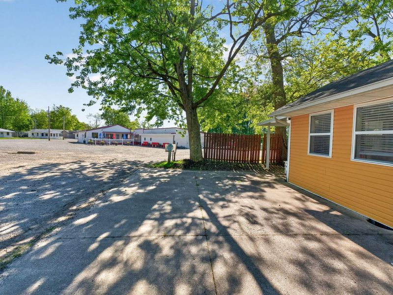 8981 Oatman Drive, Lakeview, OH 43331 Photo 3