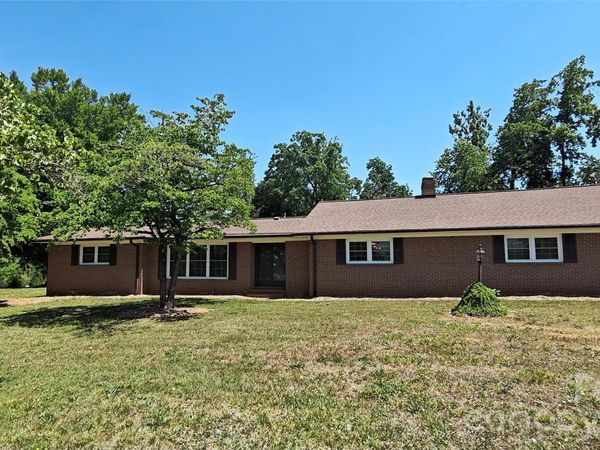 8710 Stokes Ferry Road , Salisbury, NC 28146