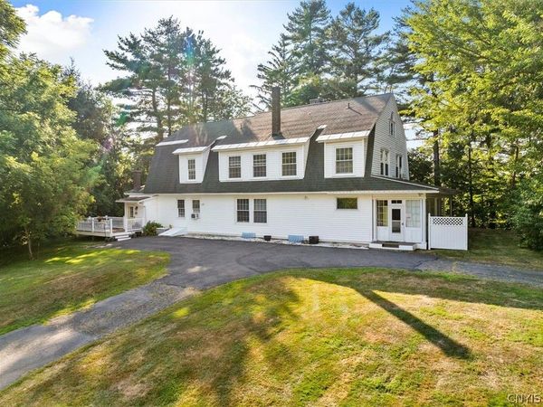 243 Main Street , New York Mills, NY 13417