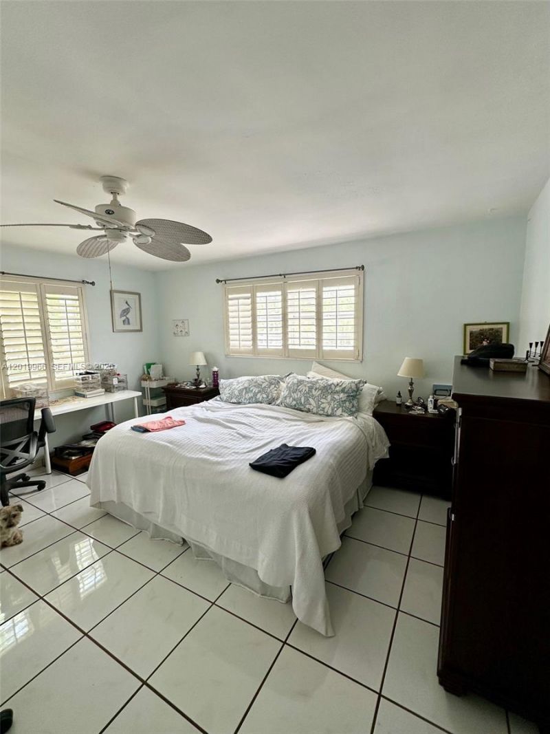 300 Galen Dr, Unit 206, Key Biscayne, FL 33149 Photo