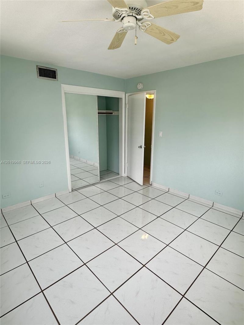 300 Galen Dr, Unit 206, Key Biscayne, FL 33149 Photo