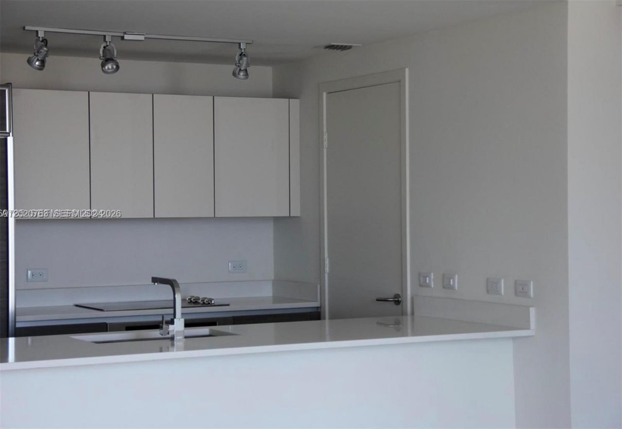 1100 S Miami Ave, Unit 2409, Miami, FL 33130 Photo