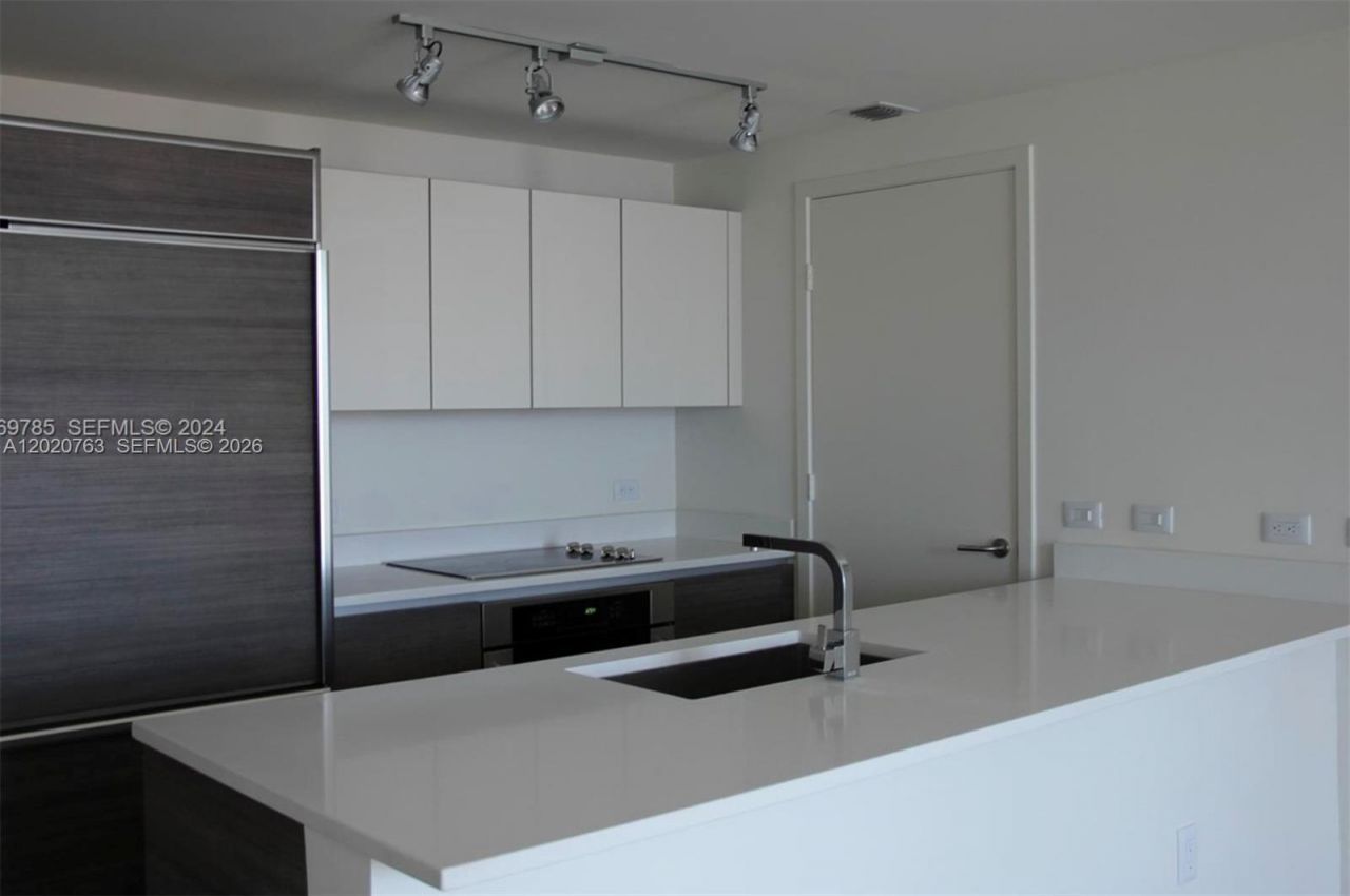 1100 S Miami Ave, Unit 2409, Miami, FL 33130 Photo
