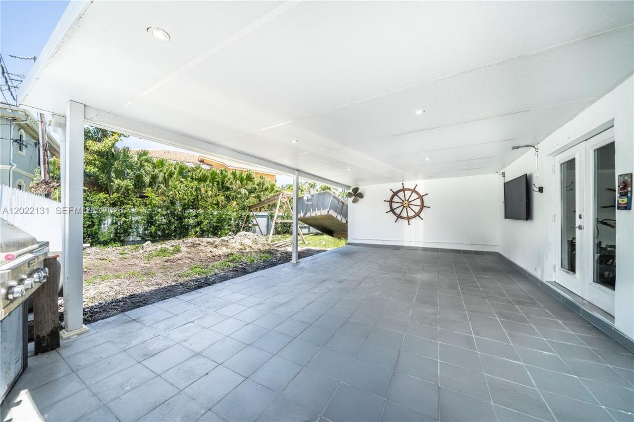 1301 Funston St , Hollywood, FL 33019 Photo