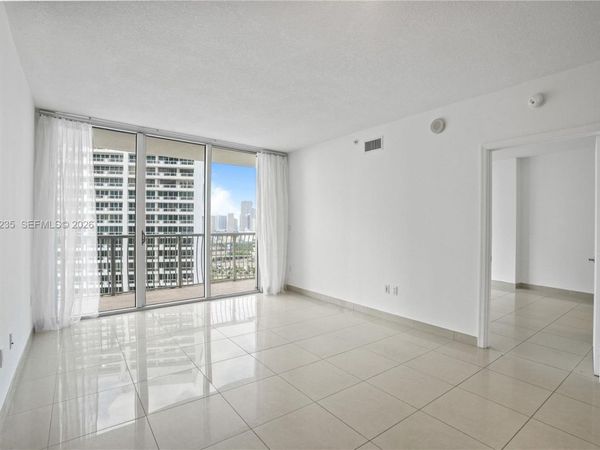 1750 N Bayshore Dr , Unit 2804, Miami, FL 33132