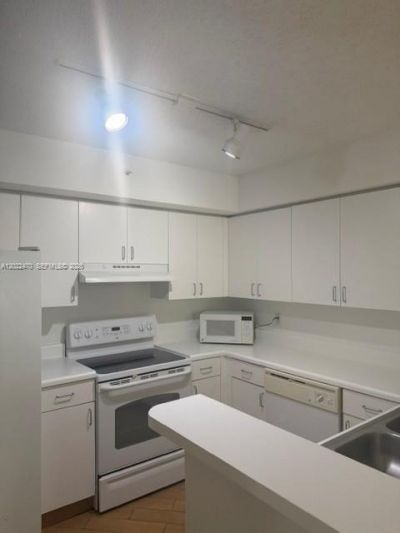 4840 N State Road 7 , Unit 6101, Coconut Creek, FL 33073 Photo