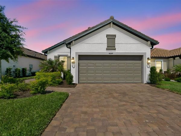 4647 GAROFALO ROAD , WESLEY CHAPEL, FL 33543
