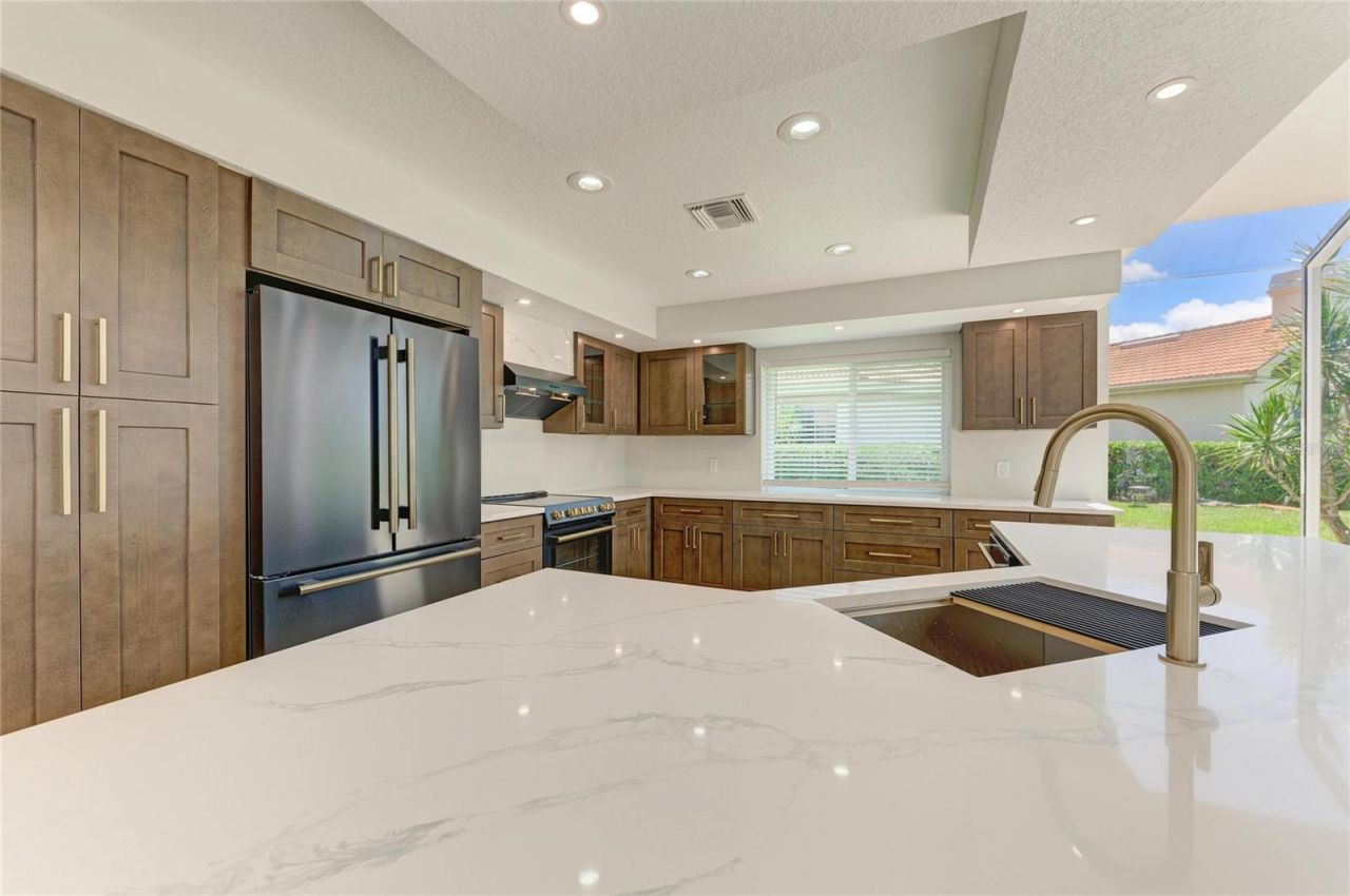 4268 Las Palmas Way, Sarasota, FL 34238 Photo