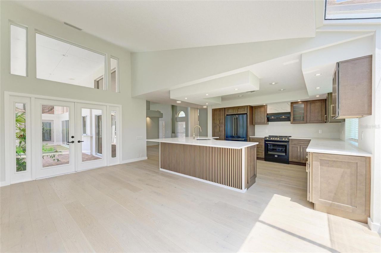 4268 Las Palmas Way, Sarasota, FL 34238 Photo