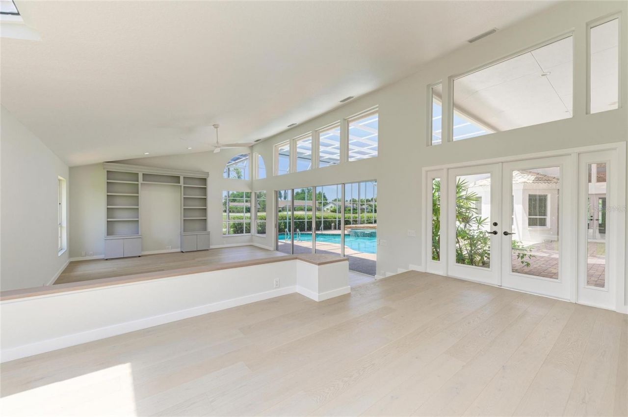 4268 Las Palmas Way, Sarasota, FL 34238 Photo