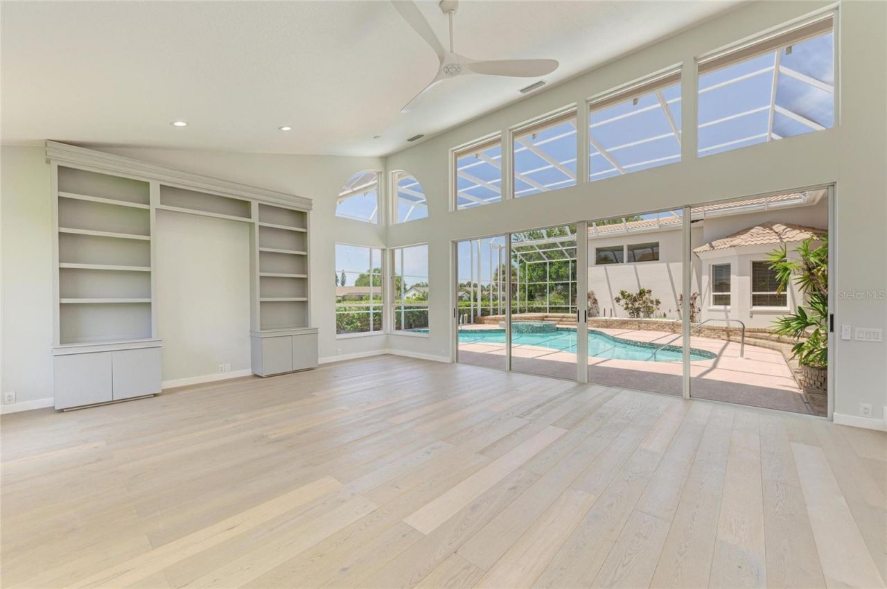 4268 Las Palmas Way, Sarasota, FL 34238 Photo