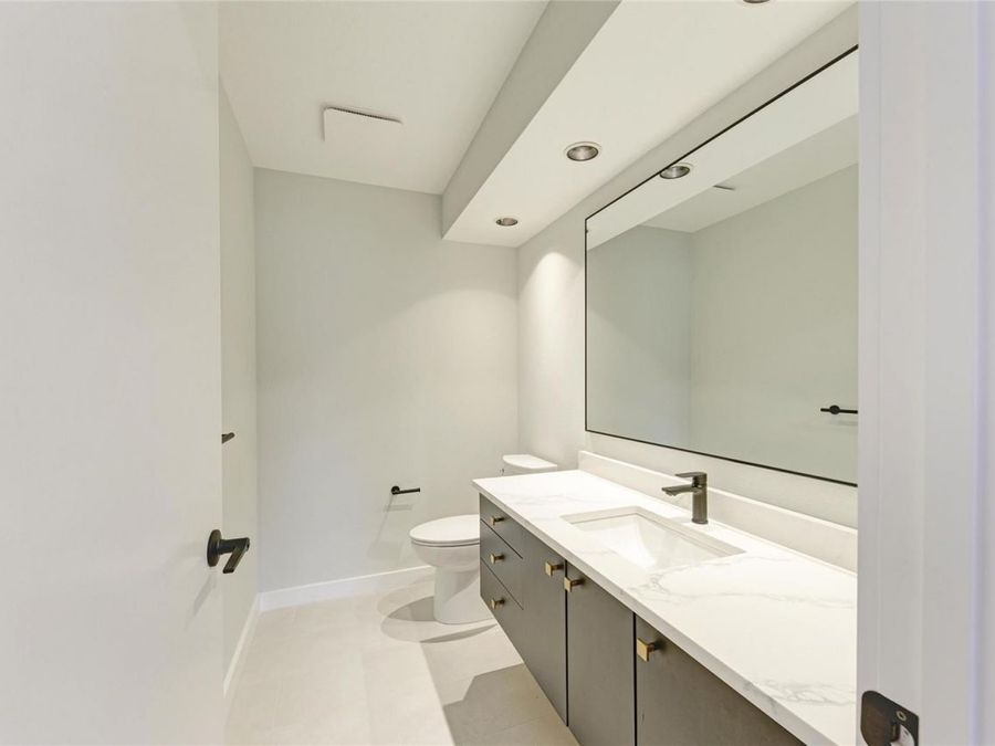 Property Image 72