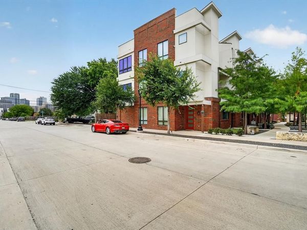 321 College Avenue, Fort Worth, TX 76104