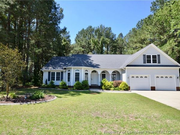 2174 Cora Drive, Hope Mills, NC 28348