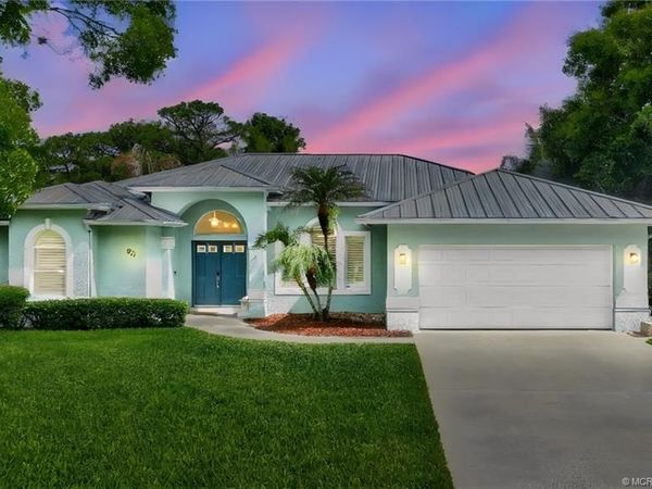 671 SE Pin Oak Terrace, Stuart, FL 34997