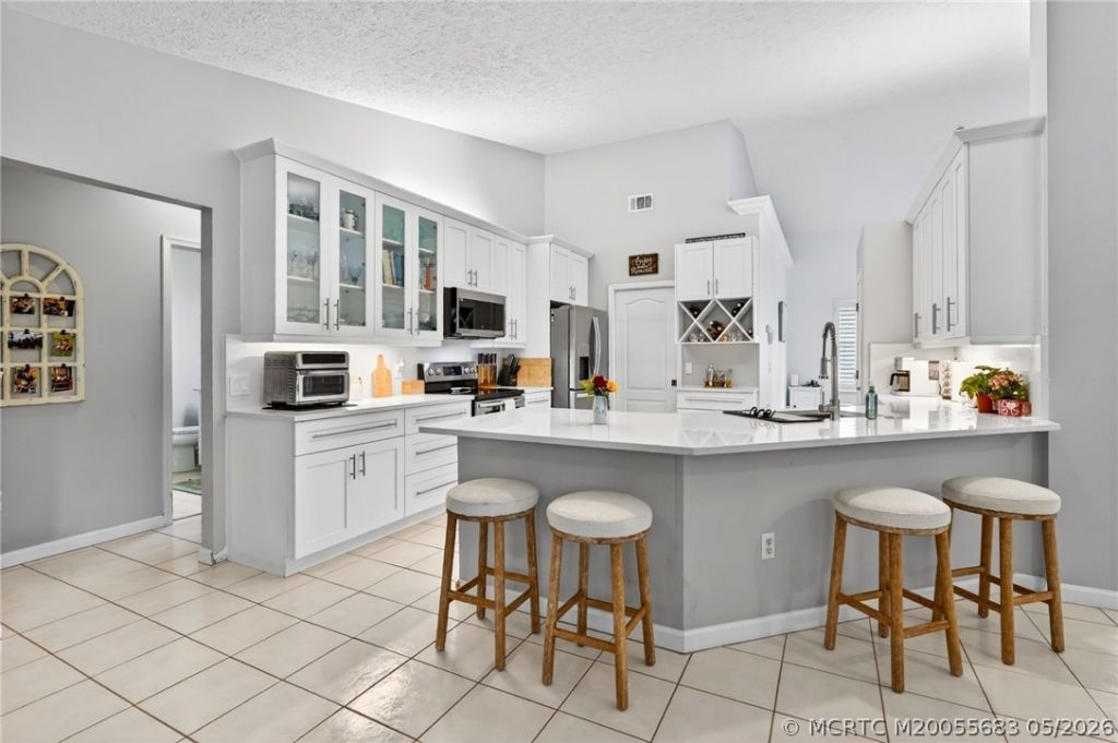 671 SE Pin Oak Terrace, Stuart, FL 34997 Photo