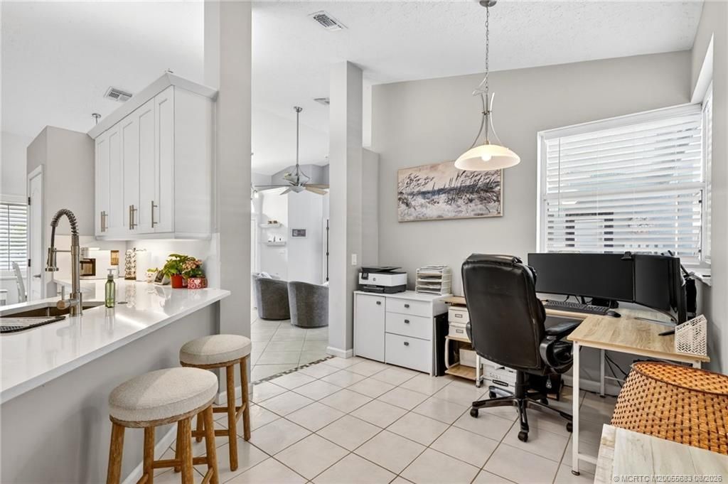 671 SE Pin Oak Terrace, Stuart, FL 34997 Photo