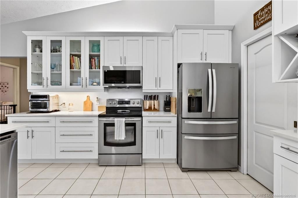 671 SE Pin Oak Terrace, Stuart, FL 34997 Photo