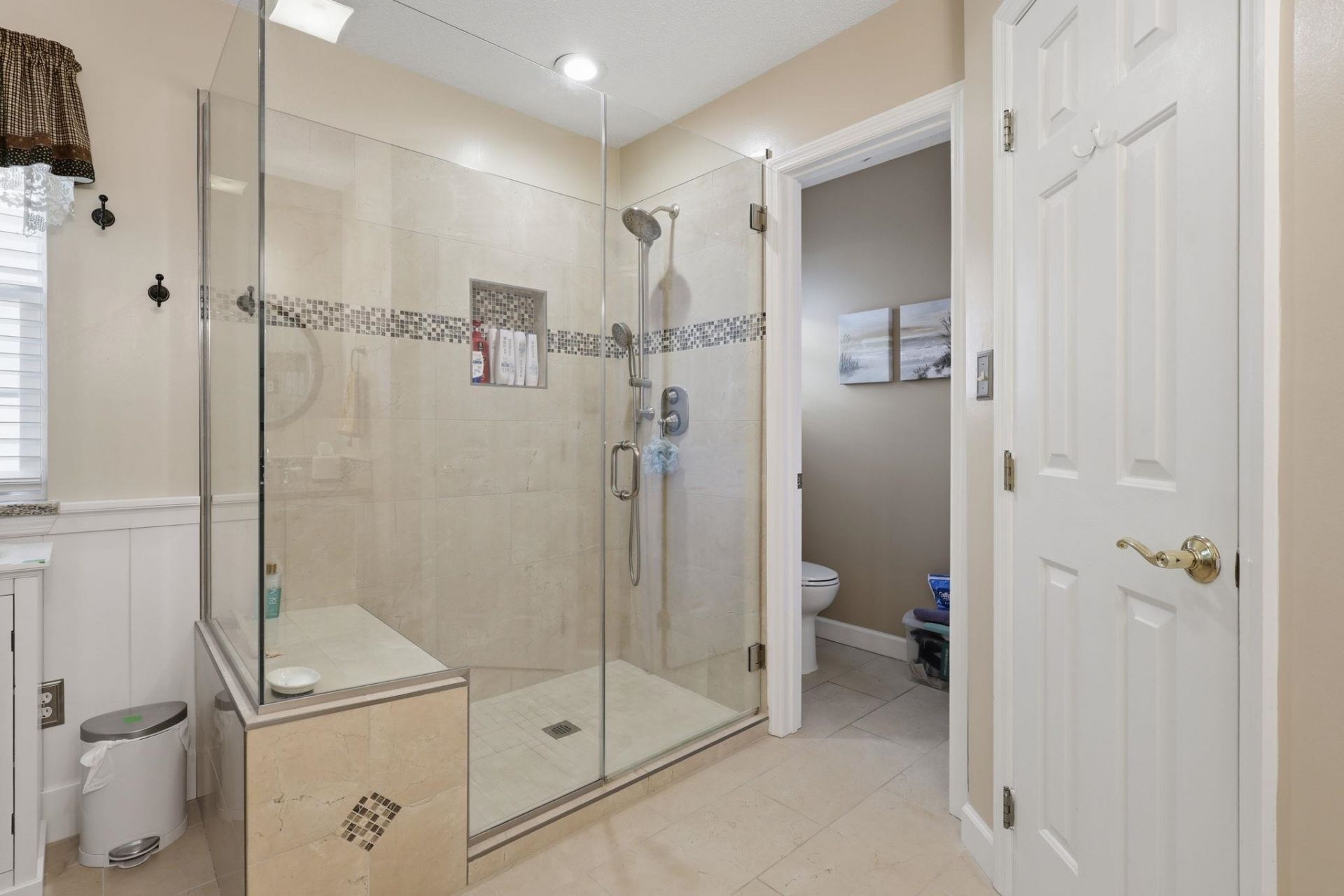 1654 Sedgefield Dr. Photo 29