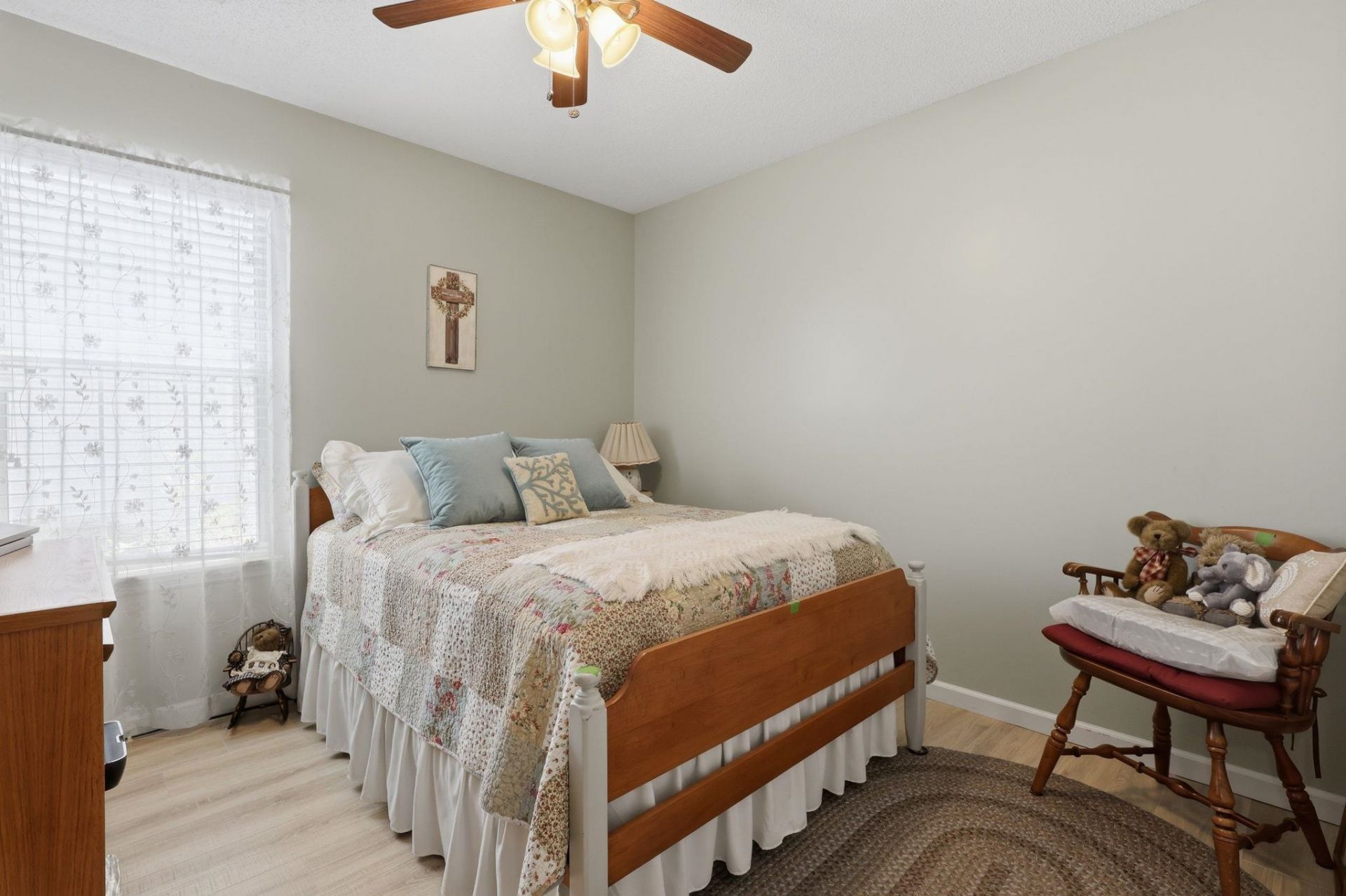 1654 Sedgefield Dr. Photo 33