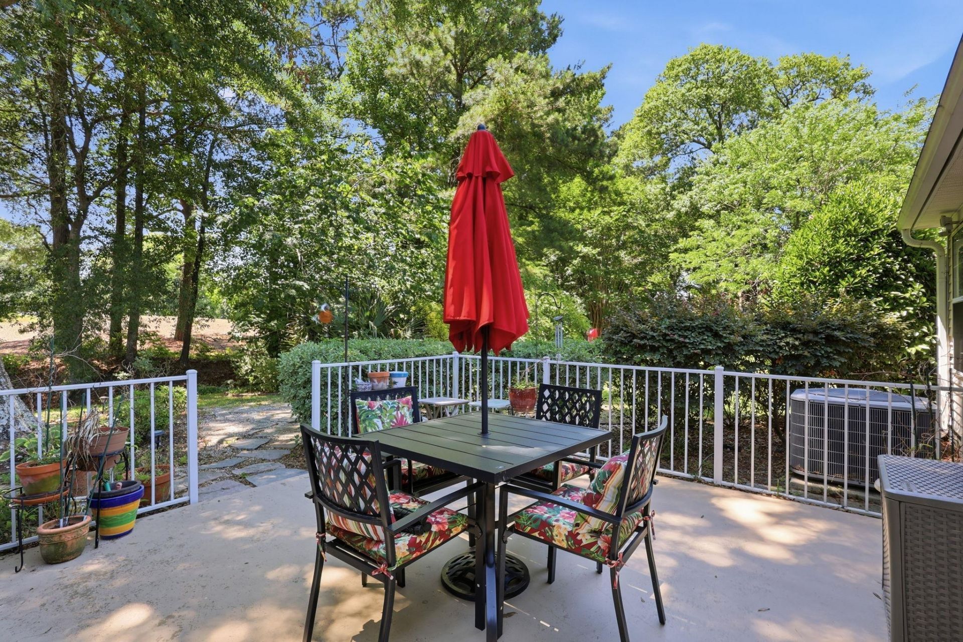 1654 Sedgefield Dr. Photo 43