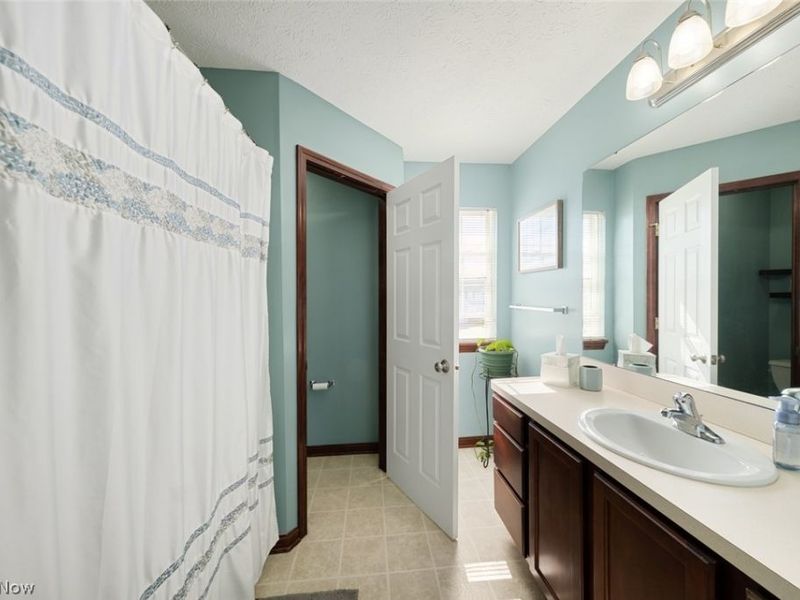 4642 Crossing Trail, Lorain, OH 44053 Photo 20