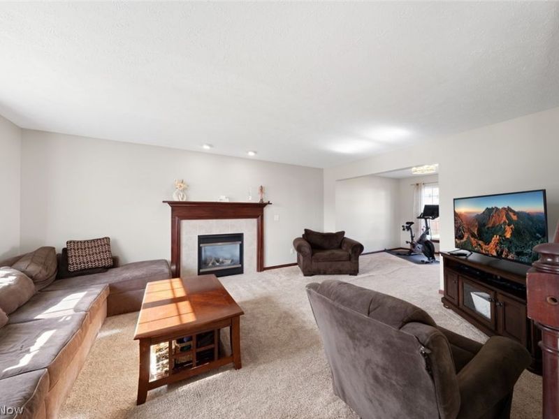 4642 Crossing Trail, Lorain, OH 44053 Photo 4