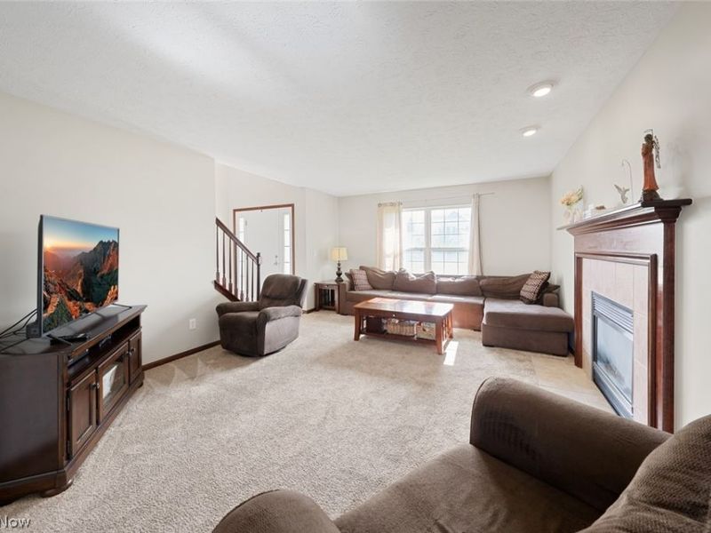 4642 Crossing Trail, Lorain, OH 44053 Photo 5