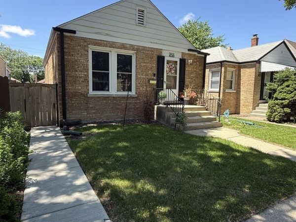 3816 N Pacific Avenue, Chicago, IL 60634