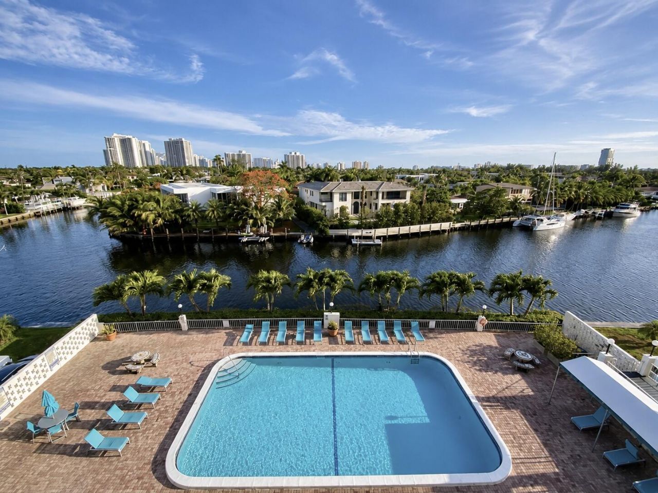 401 Golden Isles Drive, Unit 402, Hallandale Beach, FL 33009 Photo