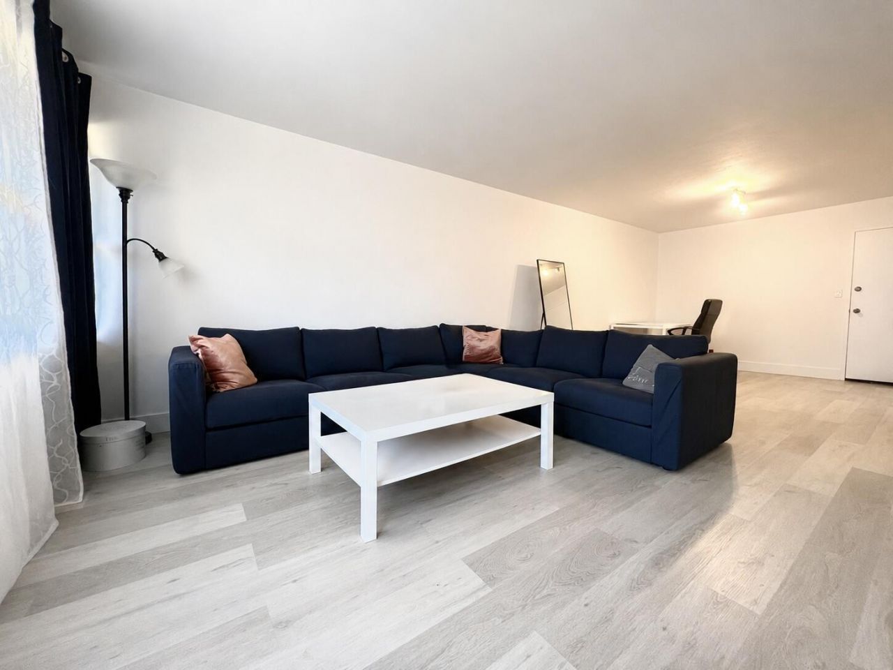 401 Golden Isles Drive, Unit 402, Hallandale Beach, FL 33009 Photo