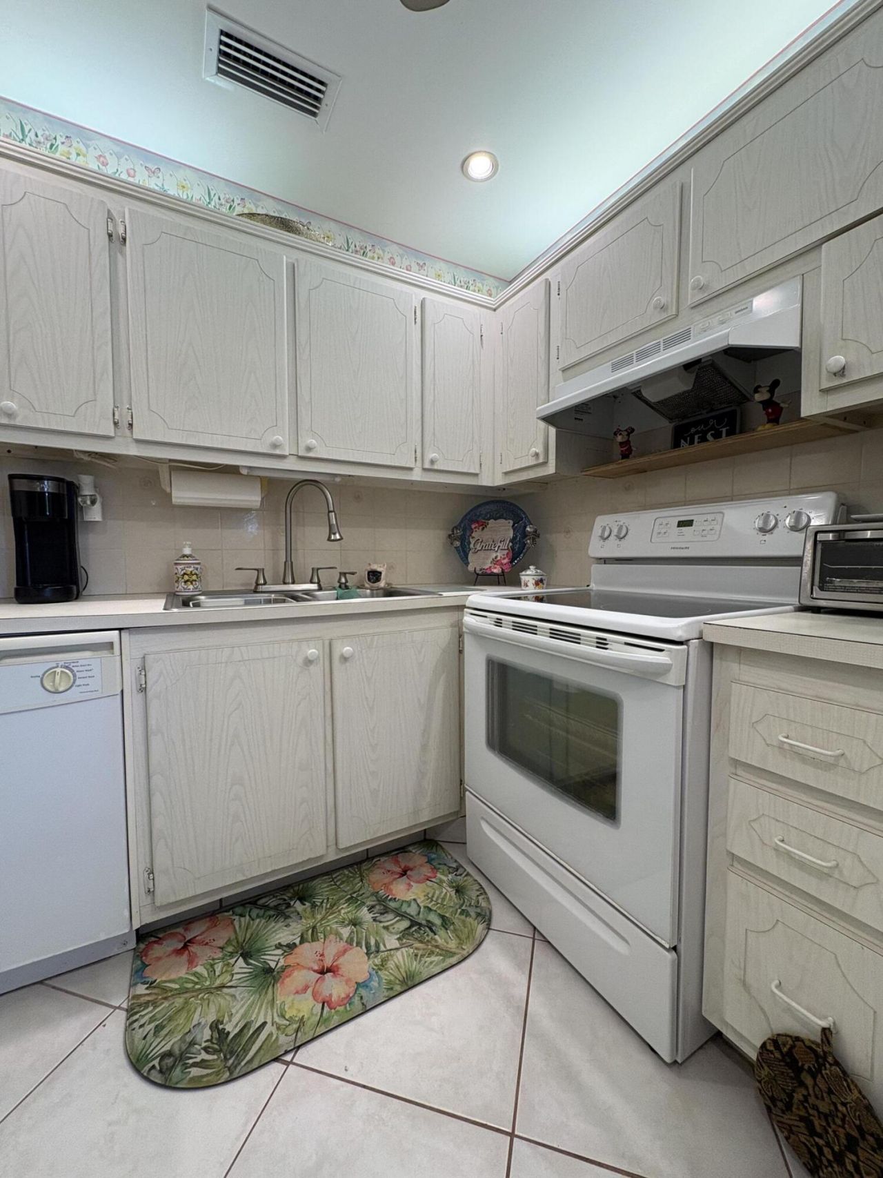 175 Bedford, Unit G, West Palm Beach, FL 33417 Photo