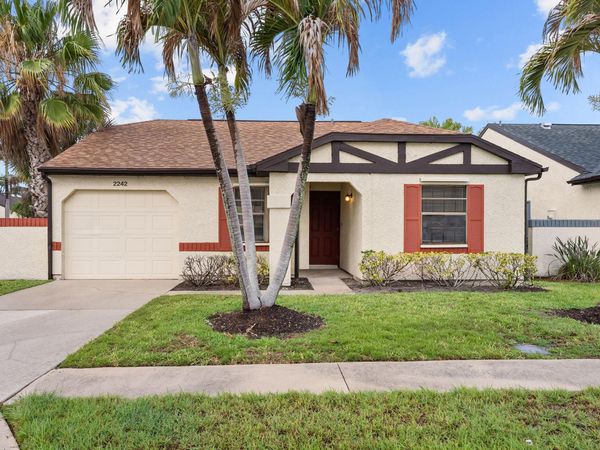 2242 SE Breckenridge Circle, Port St. Lucie, FL 34952