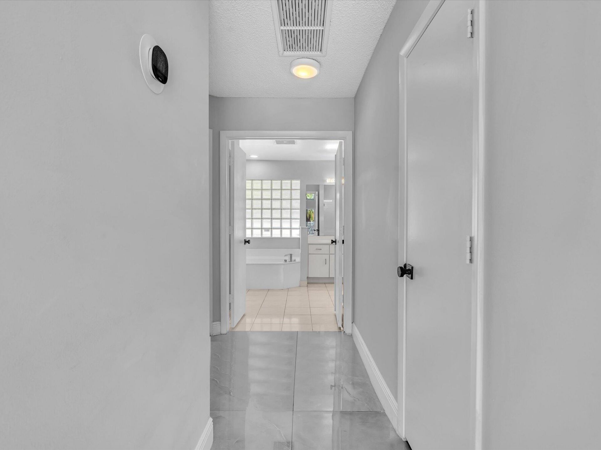 10434 NW 6th Court, Coral Springs, FL 33071 Photo
