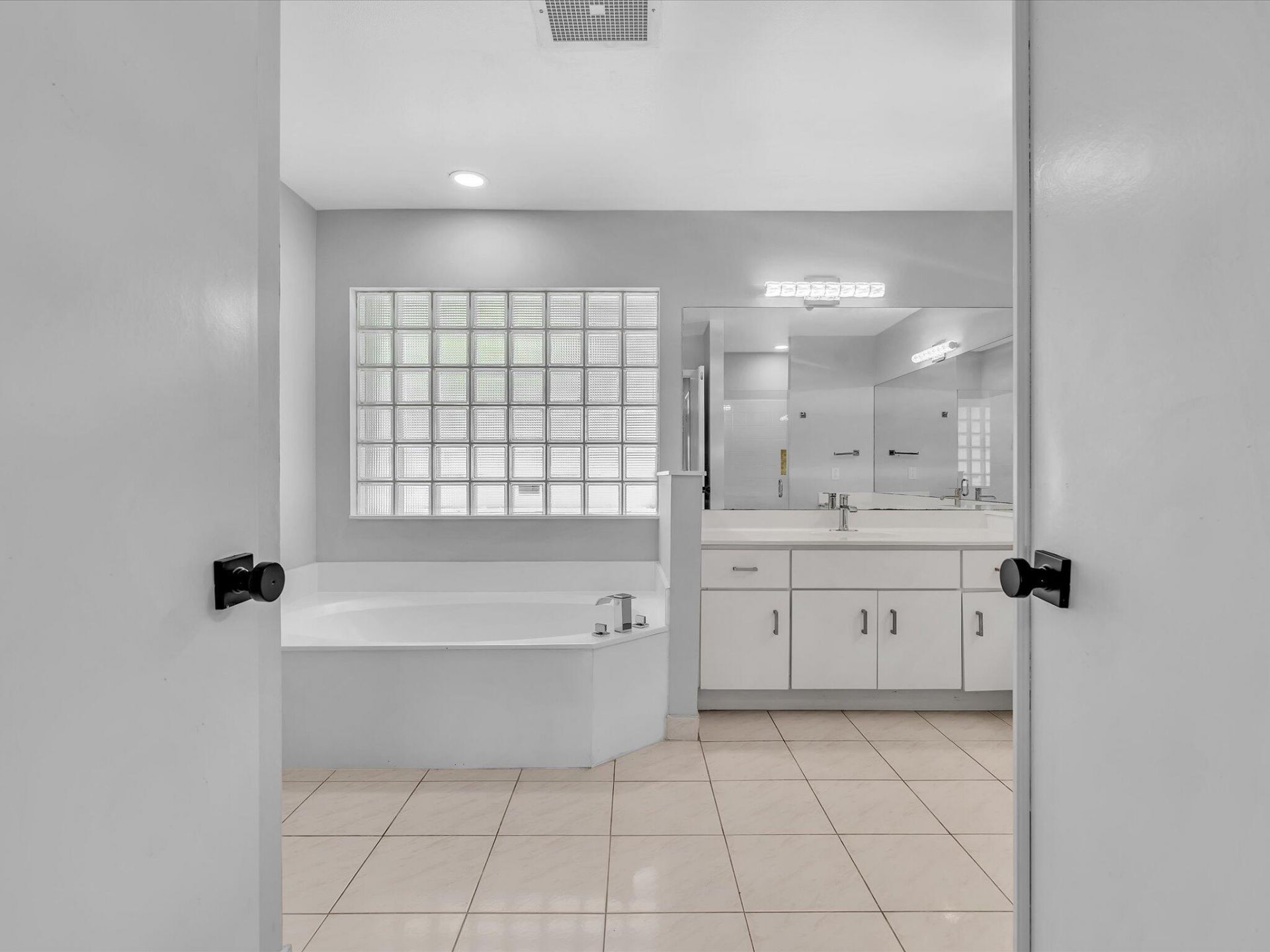 10434 NW 6th Court, Coral Springs, FL 33071 Photo