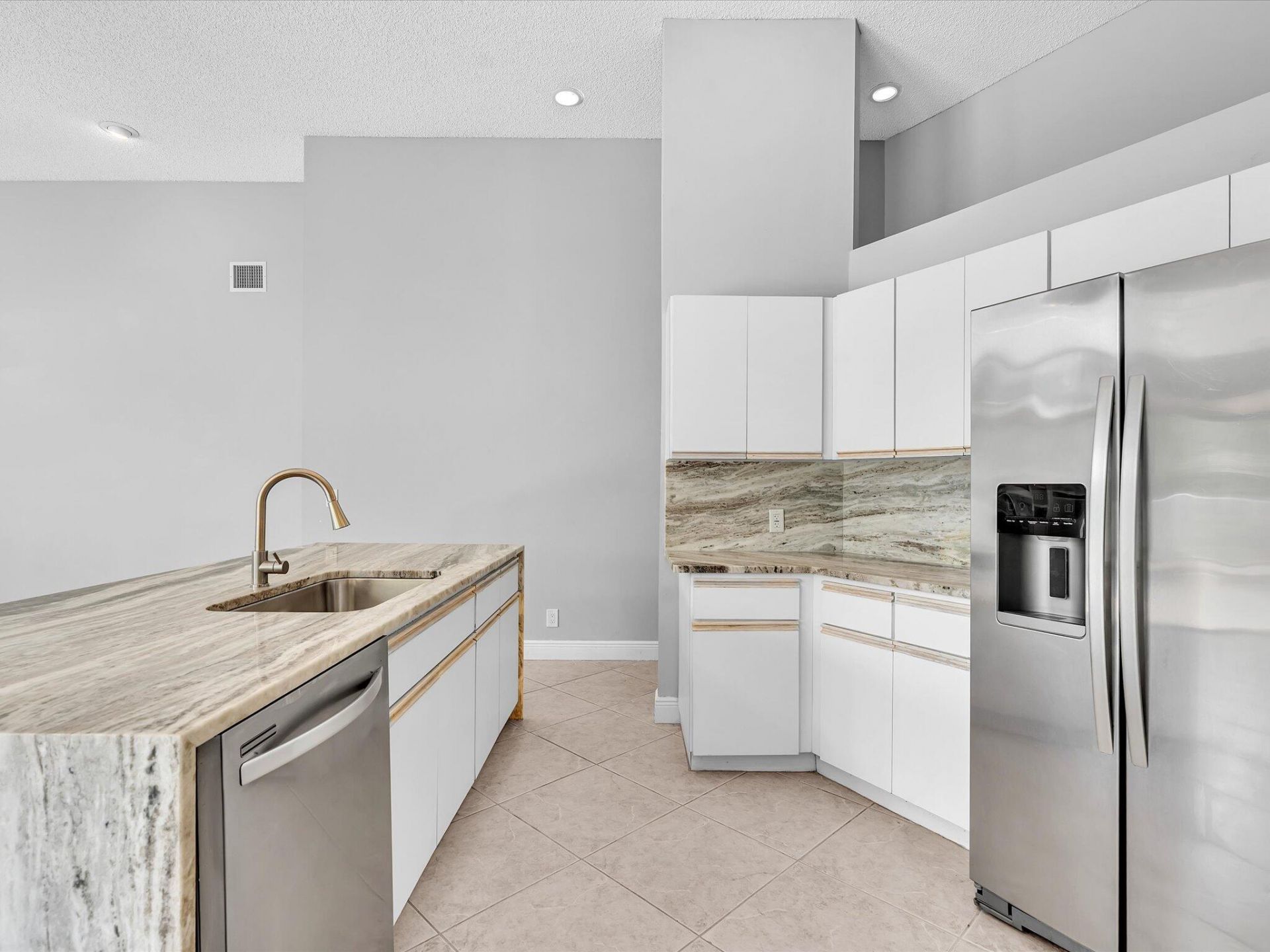 10434 NW 6th Court, Coral Springs, FL 33071 Photo