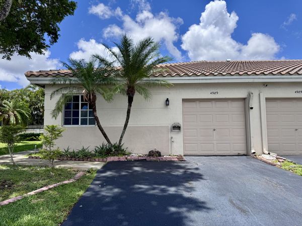 4989 SW 32nd Terrace, Dania Beach, FL 33312