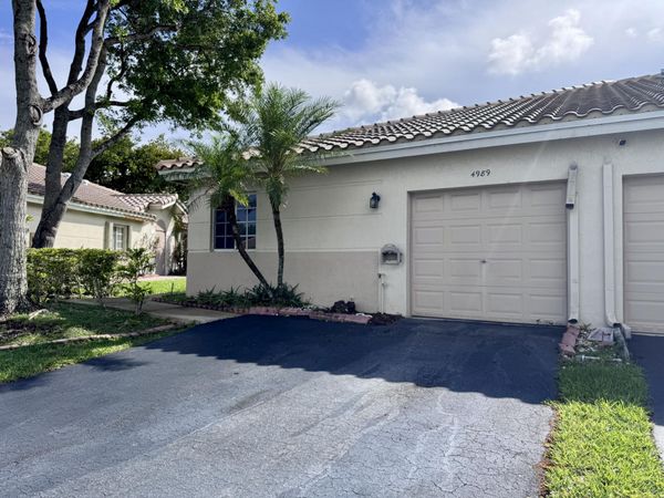 4989 SW 32nd Terrace, Dania Beach, FL 33312