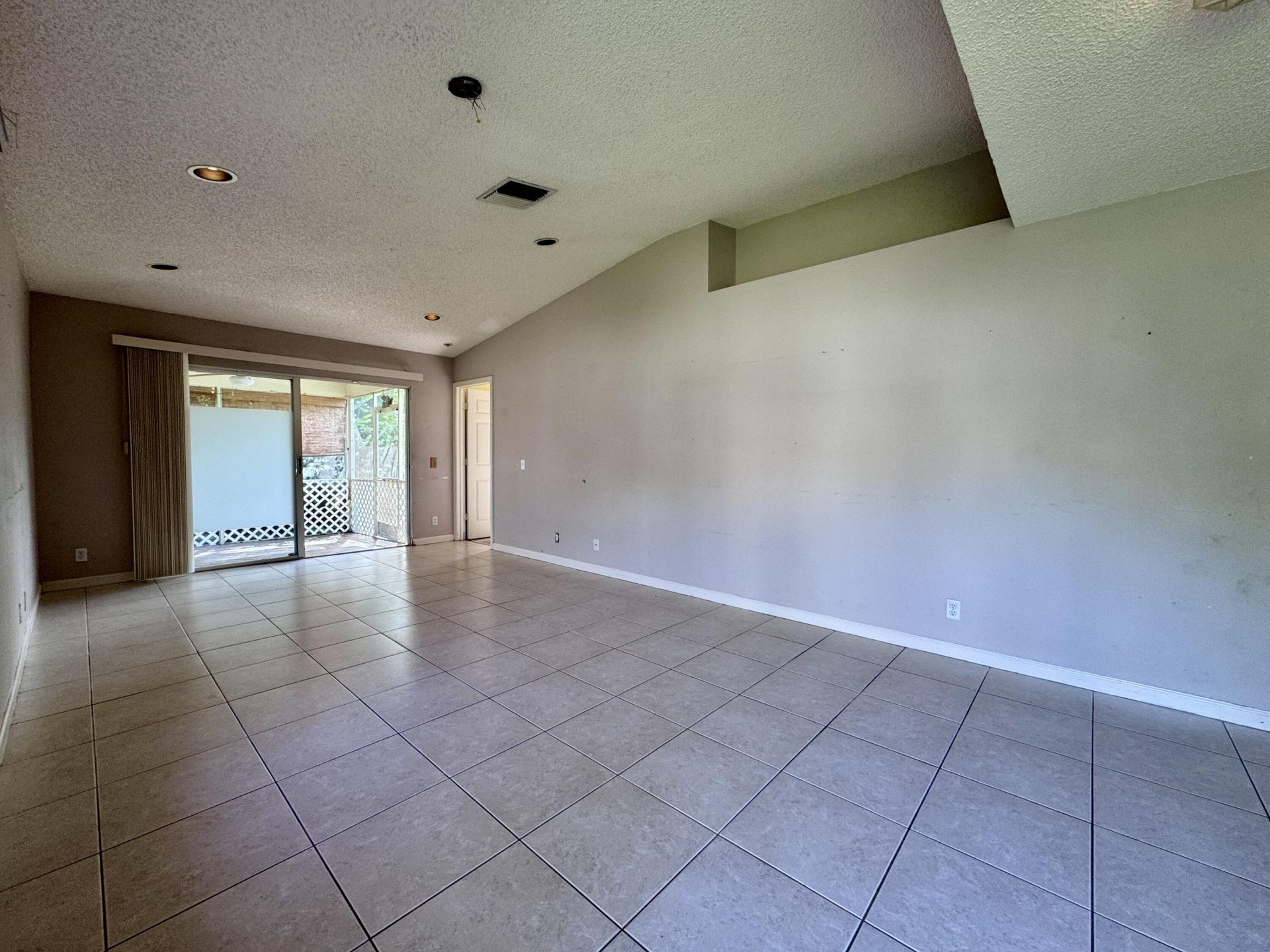 4989 SW 32nd Terrace, Dania Beach, FL 33312 Photo