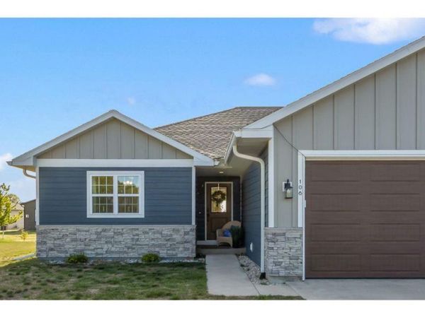 106 Lake Road, Portage, WI 53901