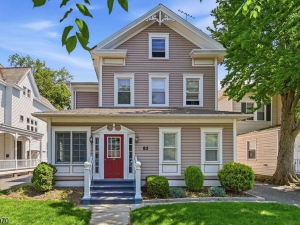 82 Maple Ave, Morristown, NJ 07960