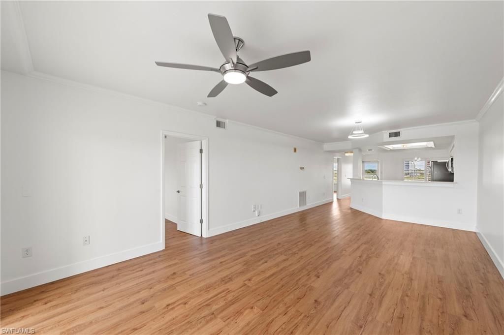 13105 Vanderbilt Dr, Unit 502, Naples, FL 34110 Photo